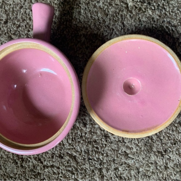 Vintage Loops Small Casserole w/Lid by Watt Pottery - Picture 3 of 4